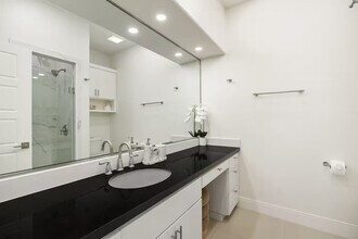 1413 Keeton Ave in McAllen, TX - Building Photo - Building Photo