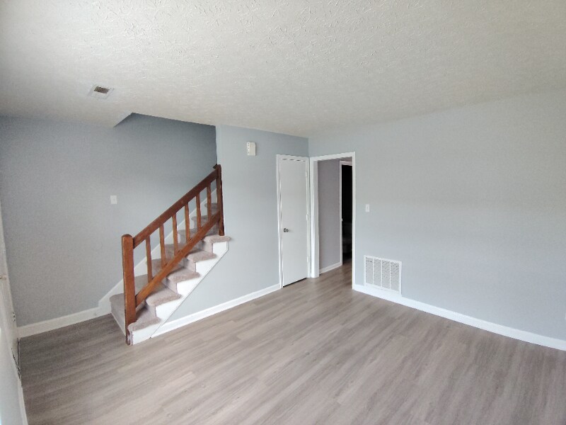 23 Ferguson Dr in Lynchburg, VA - Building Photo