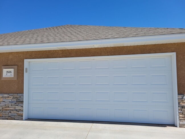 2616 E 14th St in Clovis, NM - Building Photo - Building Photo