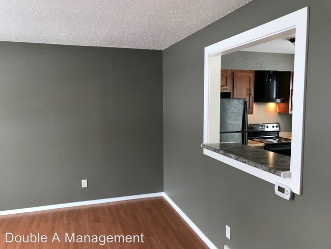248 Grand Blvd in Evansdale, IA - Building Photo - Building Photo