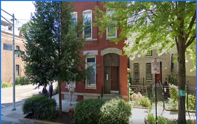 property at 1514 N Honore St