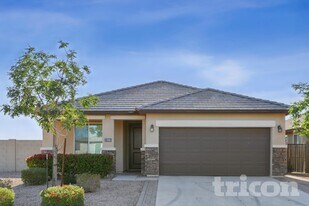 2705 S 116th Ave in Avondale, AZ - Building Photo