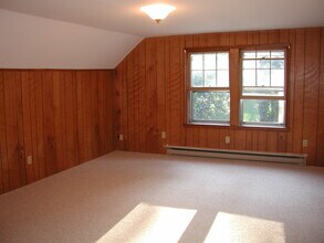 396 May St, Unit 3rd floor in Worcester, MA - Building Photo - Building Photo