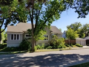 3285 N Cramer St, Unit 3285 N. Cramer St. in Milwaukee, WI - Foto de edificio - Building Photo