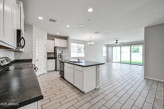 2066 S 242nd Ln in Buckeye, AZ - Building Photo - Building Photo