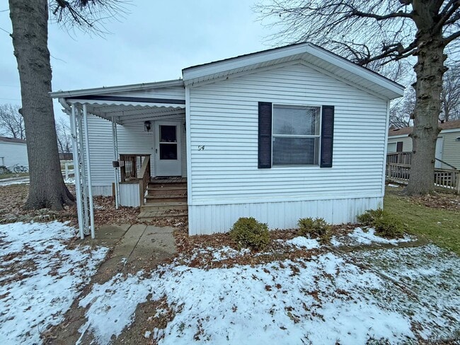 property at 2900 N Apperson Way