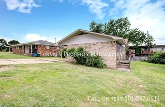 4407 Lynn Ln in North Little Rock, AR - Building Photo - Building Photo