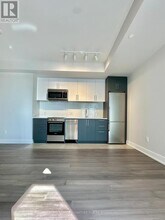2525 Bathurst St in Toronto, ON - Building Photo - Building Photo
