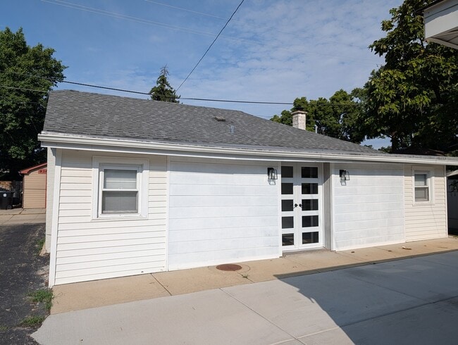 property at 931 Dunlop Ave