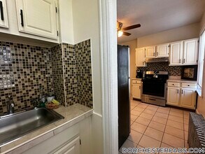 32 Kingsdale St in Boston, MA - Building Photo - Building Photo