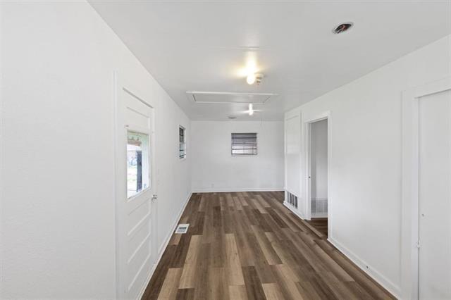 920 N 3rd Ave in Munday, TX - Building Photo - Building Photo