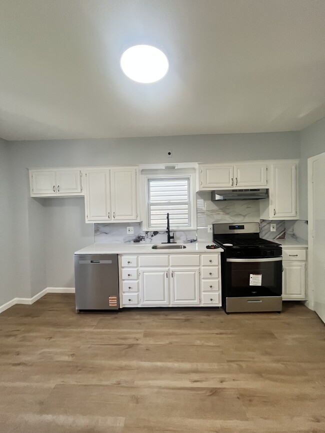 271 Broadway, Unit 3