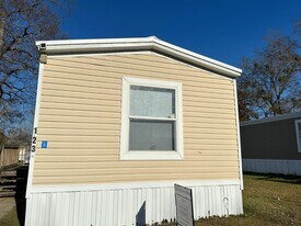 5700 Bell Rd in Montgomery, AL - Building Photo