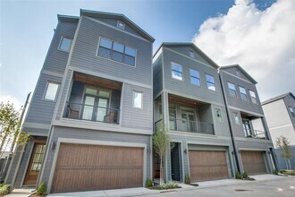 1904 Easy Wind Ln in Houston, TX - Building Photo - Building Photo