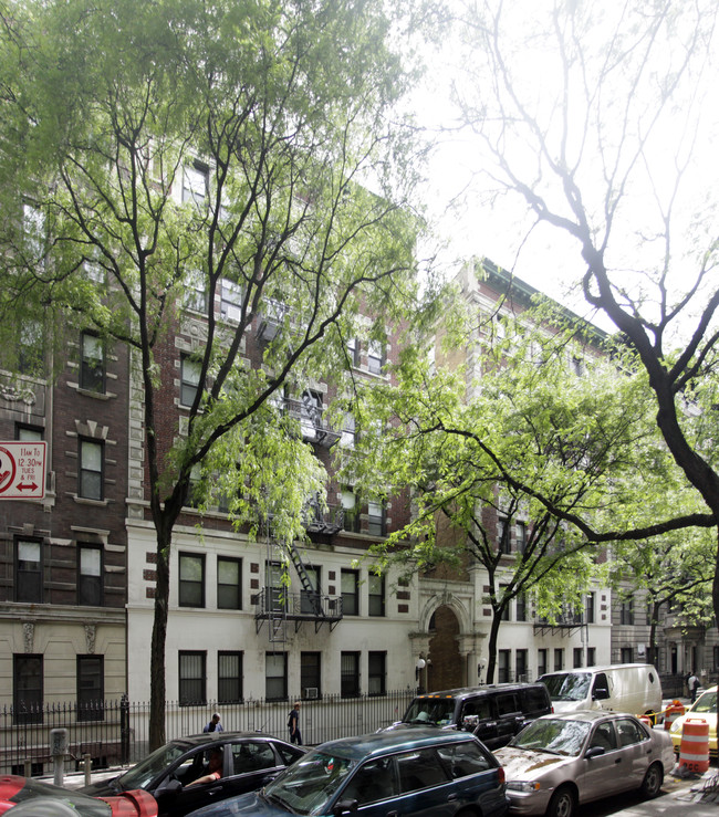 Columbia Apartments in New York, NY - Foto de edificio - Building Photo