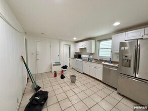 44 Washington St in Harrison, NJ - Building Photo - Building Photo