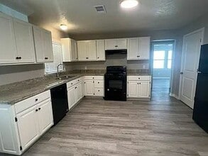 5120 River Ridge Ln in Liberty Township, OH - Foto de edificio - Building Photo
