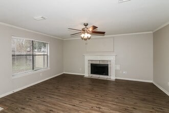 20006 Brandon Oaks Way in Katy, TX - Building Photo - Building Photo