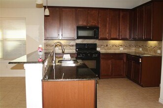 1728 Ridge Creek Ln in Aubrey, TX - Building Photo - Building Photo