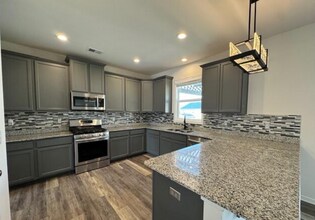 566 Burnaby Ct in Aiken, SC - Building Photo - Building Photo