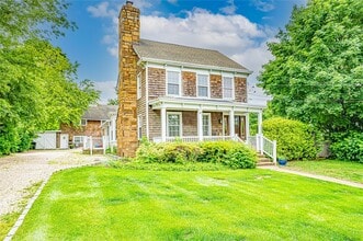 79 Green St in Huntington, NY - Building Photo - Building Photo