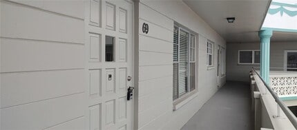 2371 Israeli Dr in Clearwater, FL - Building Photo - Building Photo