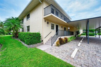 1100 9th St S in Naples, FL - Building Photo - Building Photo