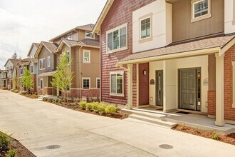 The Villas in Bellevue in Bellevue, WA - Building Photo - Building Photo