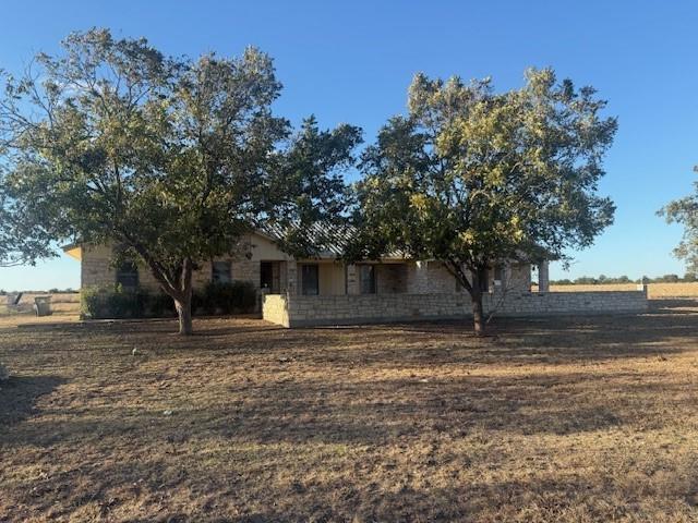 1020 Farmers Rd in Maxwell, TX - Building Photo