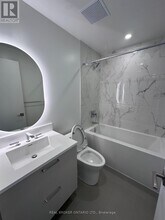 36 Olive Ave in Toronto, ON - Building Photo - Building Photo