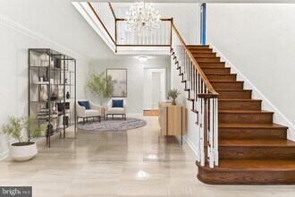 6294 Dunaway Ct in McLean, VA - Building Photo - Building Photo