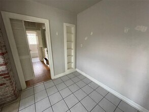 1201 N Western Ave in Oklahoma City, OK - Building Photo - Building Photo