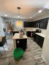 3665 Via El Monte Ave in Las Vegas, NV - Building Photo - Building Photo