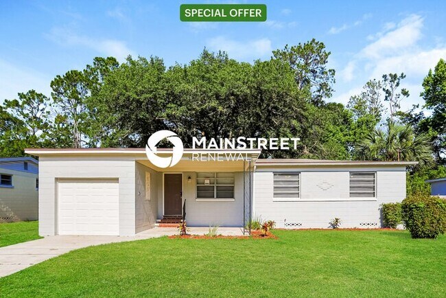 property at 5805 Norde Dr E