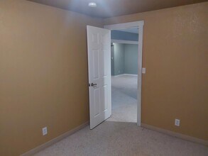 611 Cornerstone Dr in Windsor, CO - Building Photo - Building Photo