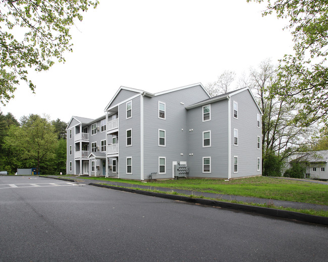 Meadowbrook in Florence, MA - Building Photo - Building Photo