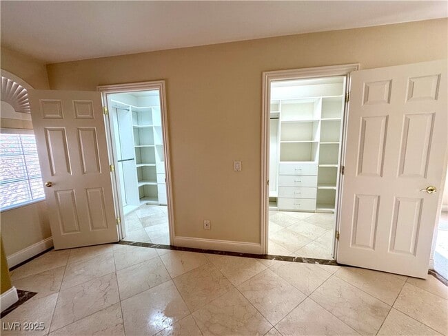 property at 9796 Raven Wing Canyon Ct