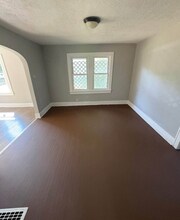 238 W Peoria Ave in Decatur, IL - Building Photo - Building Photo