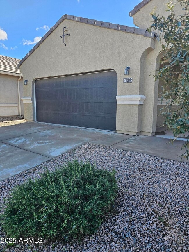 36565 W Santa Monica Ave in Maricopa, AZ - Building Photo - Building Photo