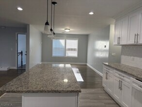 171 N 17th St in East Orange, NJ - Building Photo - Building Photo