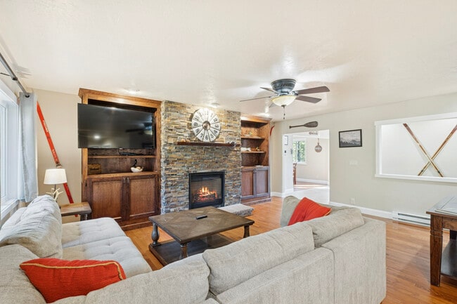 278 N Many Lakes Dr in Kalispell, MT - Building Photo - Building Photo