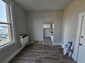 221 Fir St in La Grande, OR - Building Photo - Building Photo