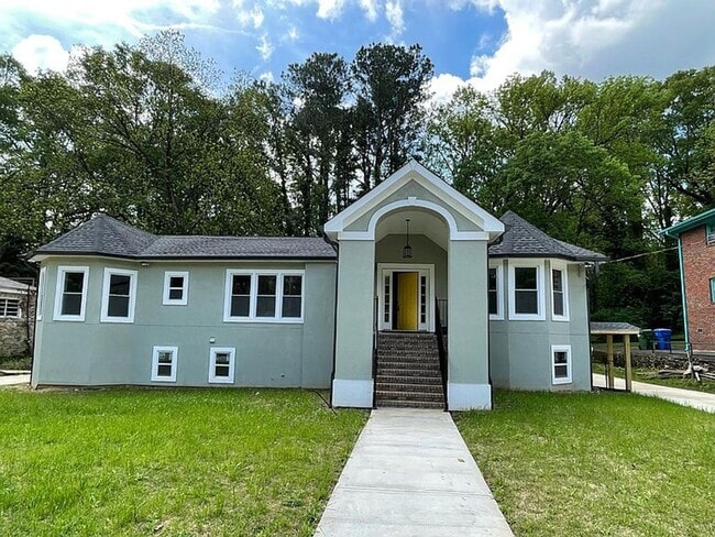 property at 1436 Sharon St NW