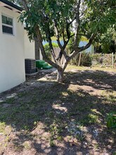 648 W 10th St in West Palm Beach, FL - Building Photo - Building Photo