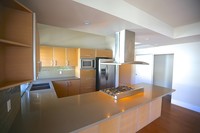 Larrabee Estates in West Hollywood, CA - Building Photo - Interior Photo