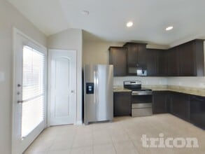 20017 Woodrow Wilson St in Manor, TX - Building Photo - Building Photo