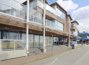 Nautica in White Rock, BC - Building Photo - Building Photo