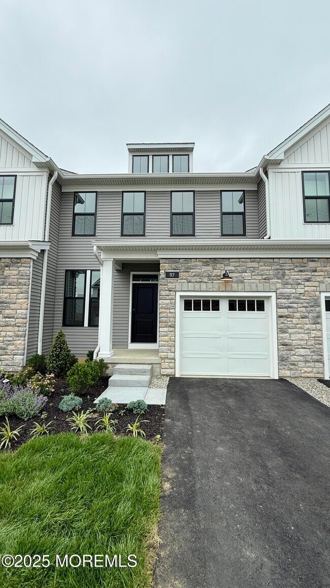 97 Mustang Dr in Englishtown, NJ - Building Photo - Building Photo