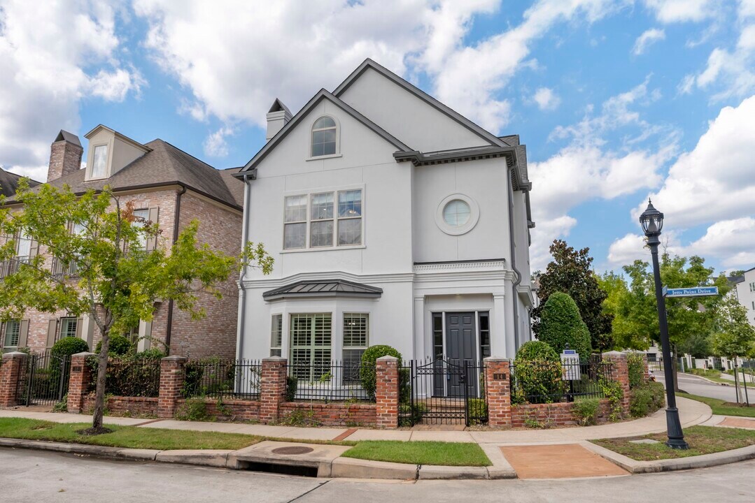 14 Jetty Point Dr in The Woodlands, TX - Building Photo