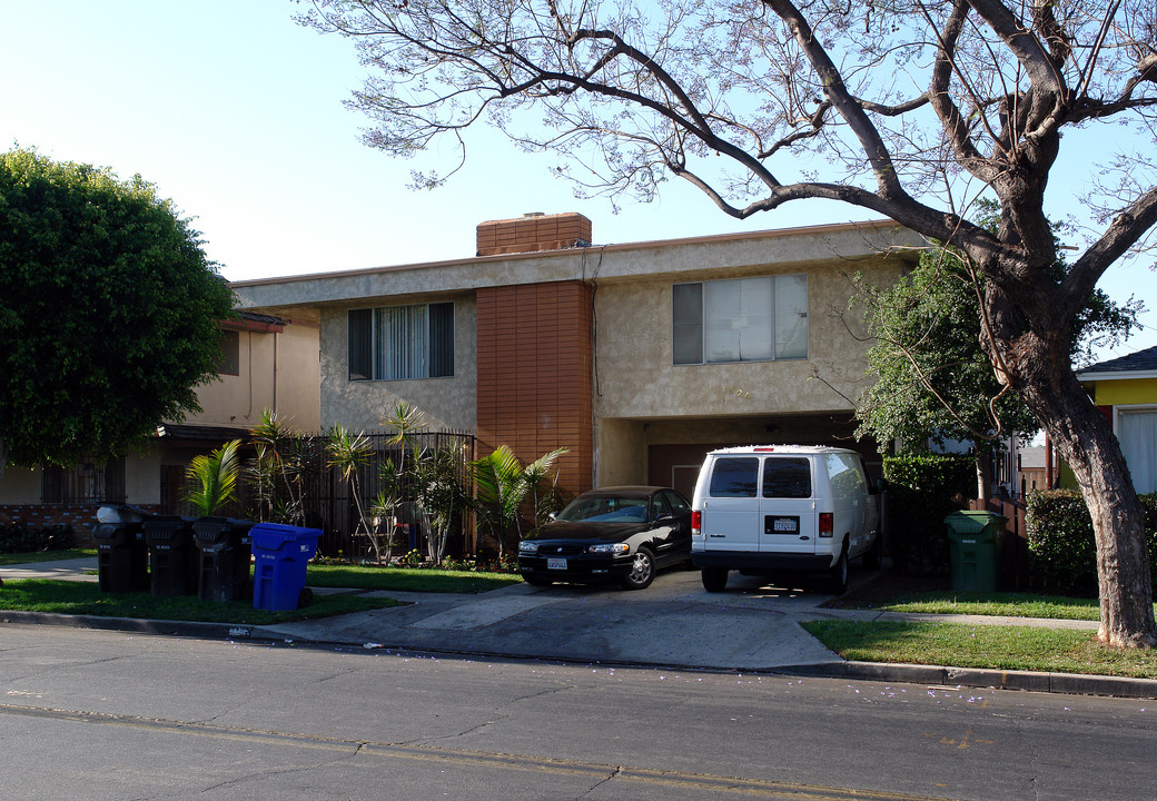 524 Hyde Park Pl in Inglewood, CA - Building Photo